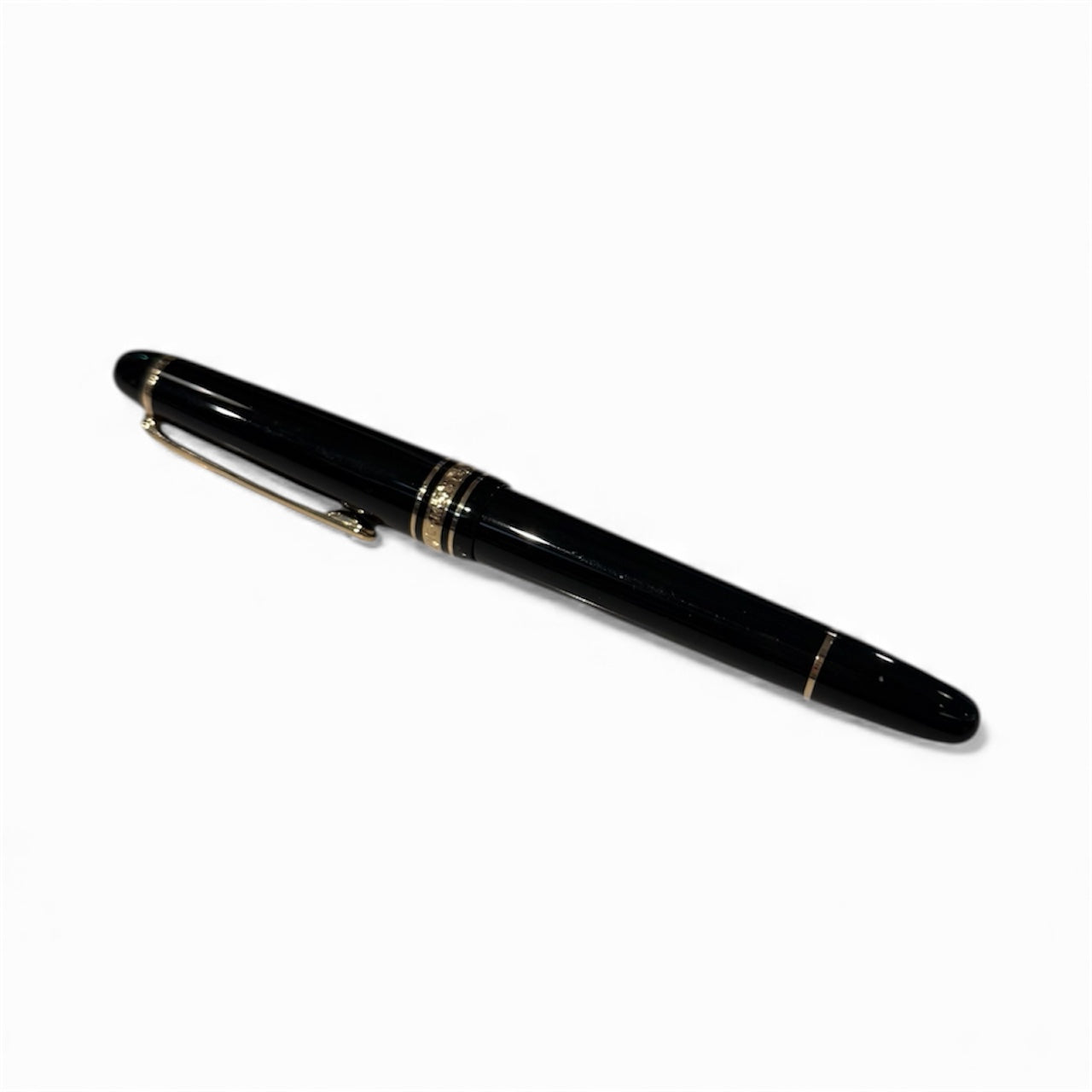 Montblanc Meisterstuck Classic Fountain Pen