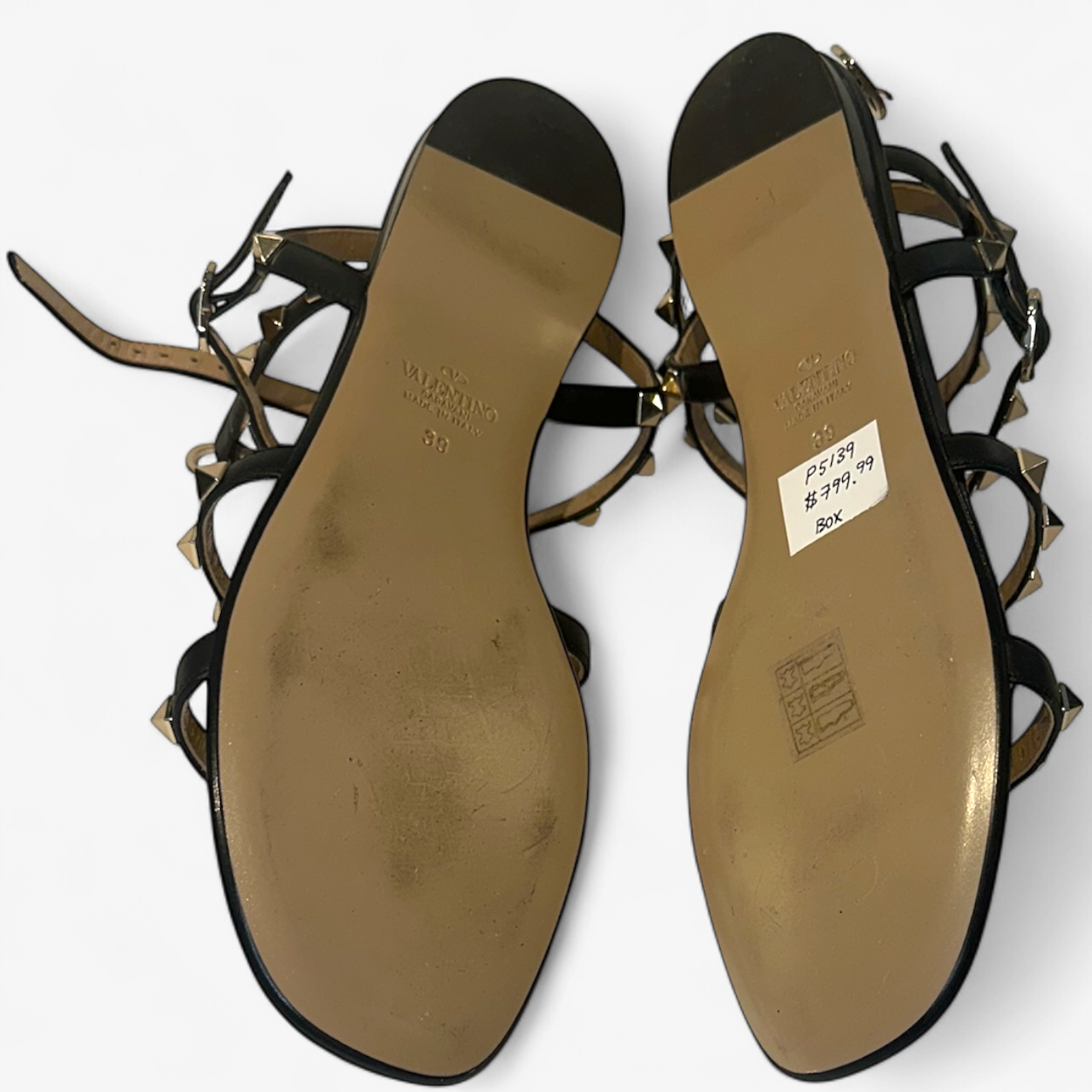 Valentino Rockstud Flat sandals