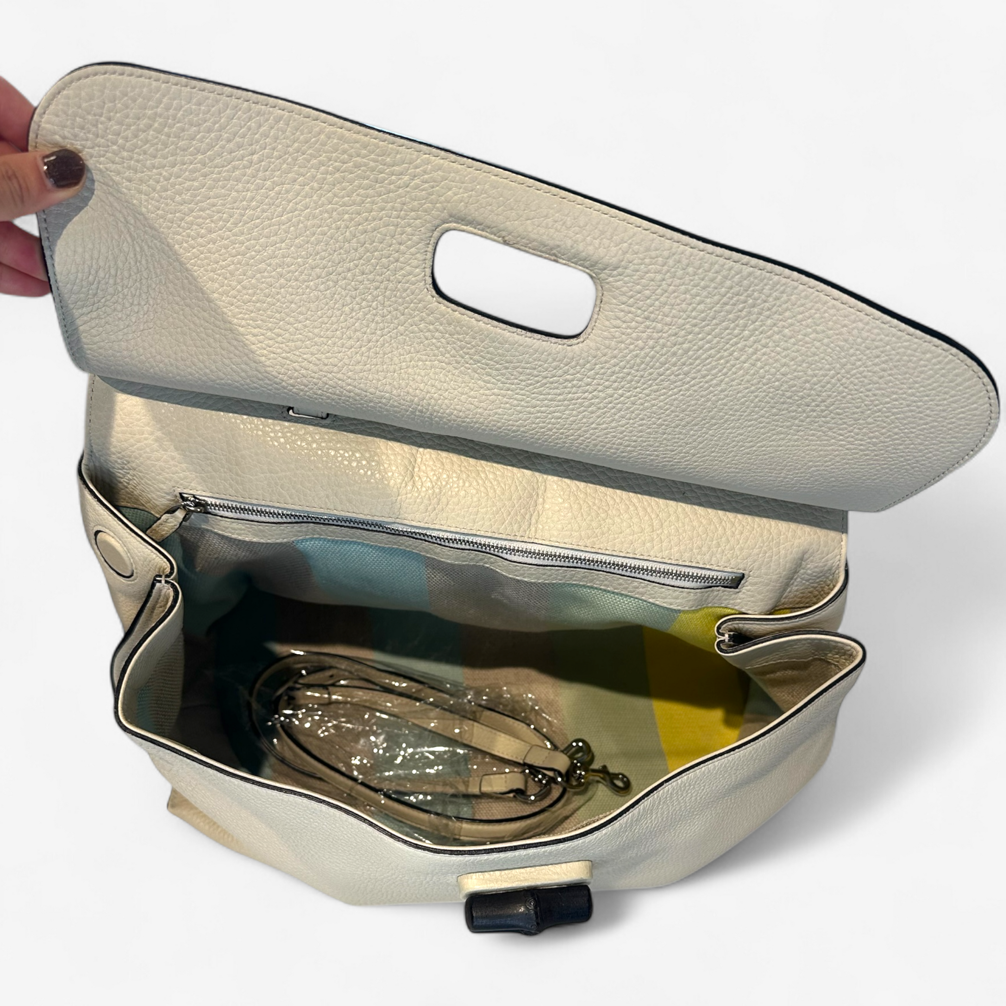 Gucci White Leather Bamboo Buckle Bag