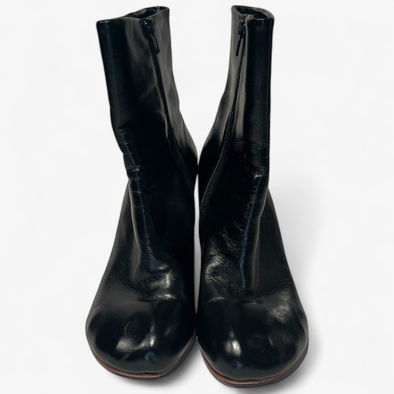 Vetements Black Round Toe Ankle Boots