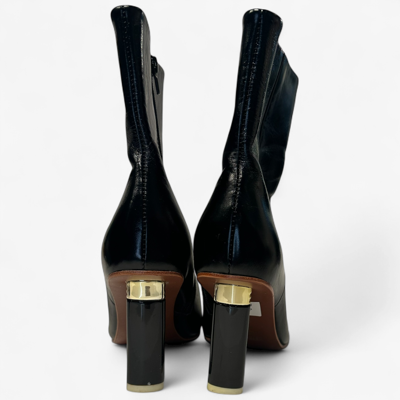 Vetements Black Round Toe Ankle Boots