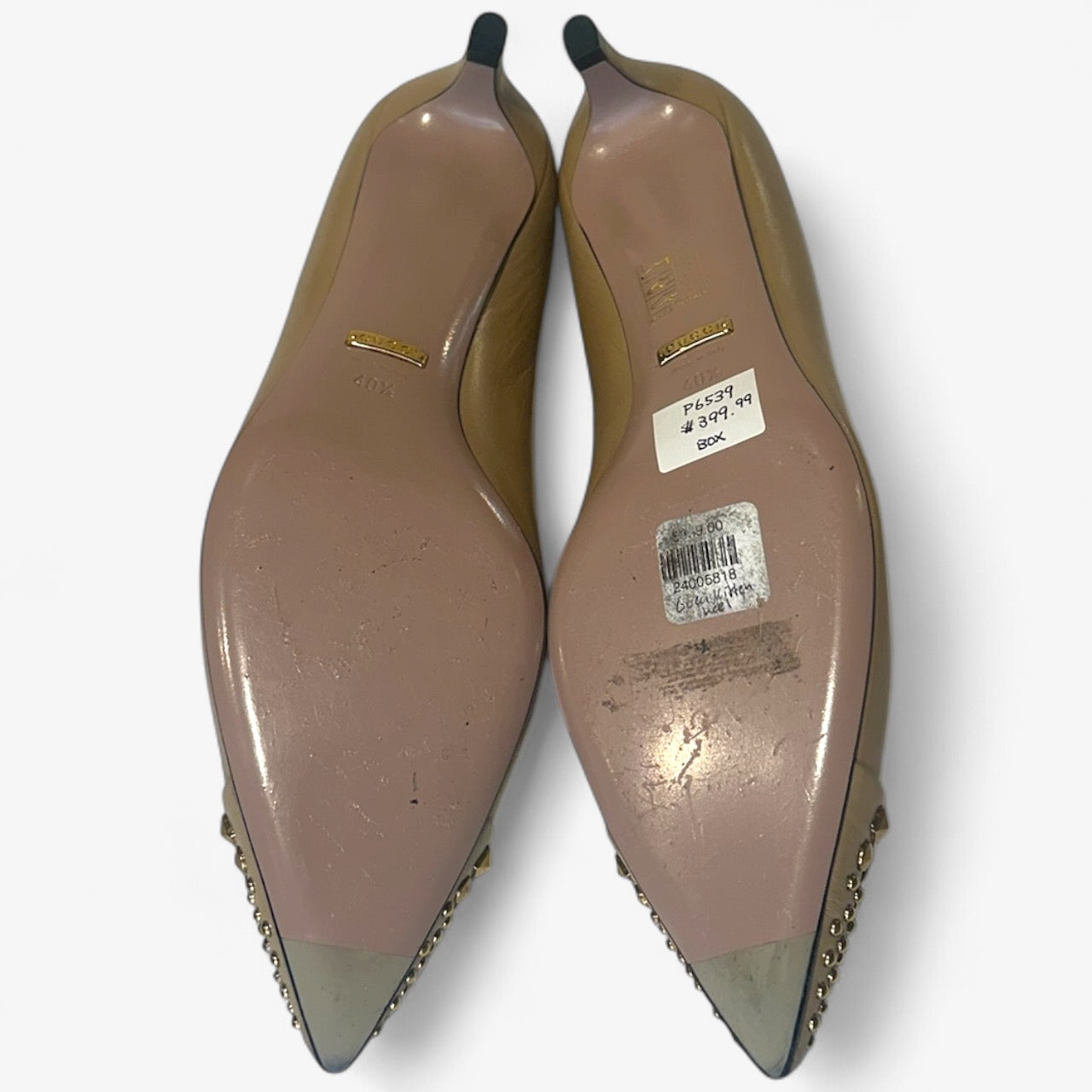 Gucci Beige Pumps with Gold Studs